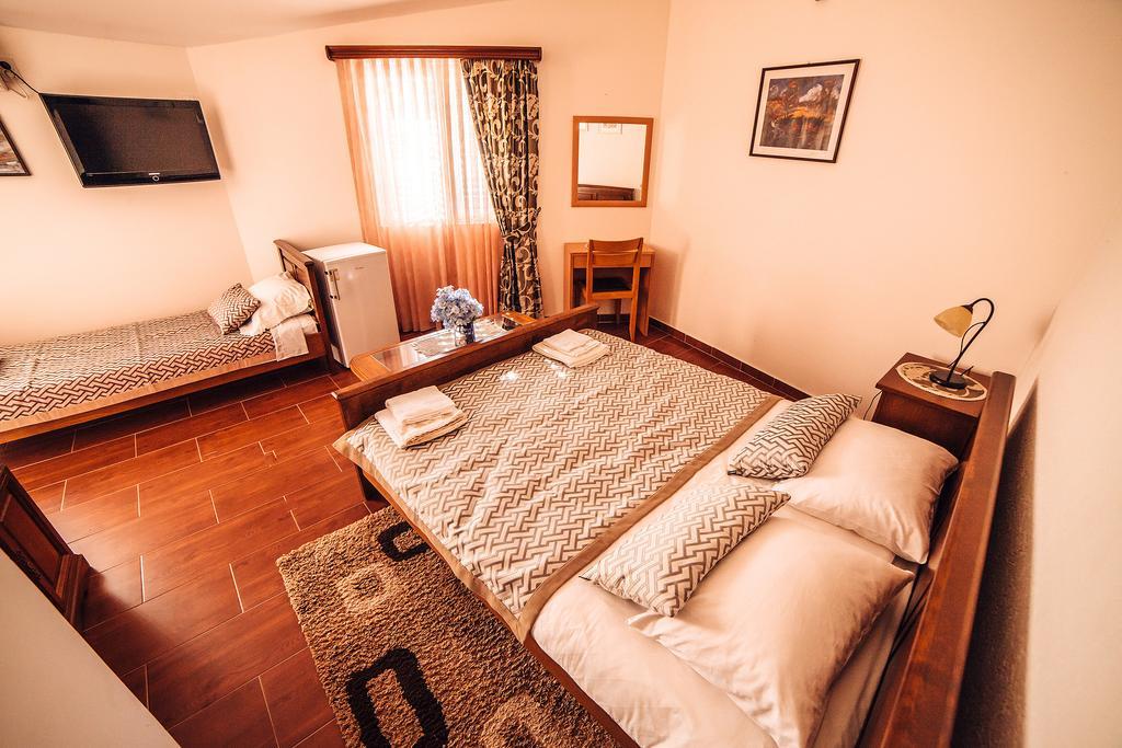 Guest House Sebelj บุดวา ห้อง รูปภาพ