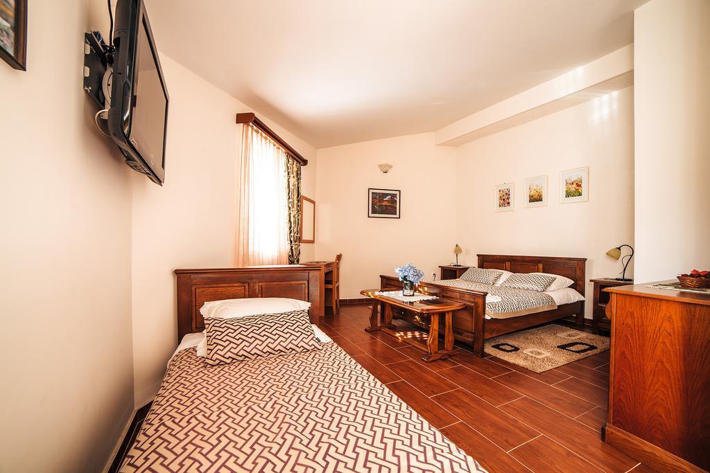 Guest House Sebelj บุดวา ห้อง รูปภาพ