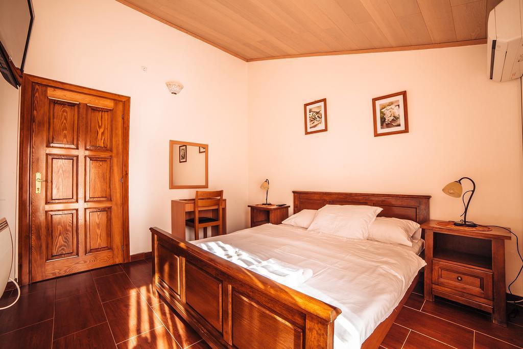 Guest House Sebelj บุดวา ห้อง รูปภาพ
