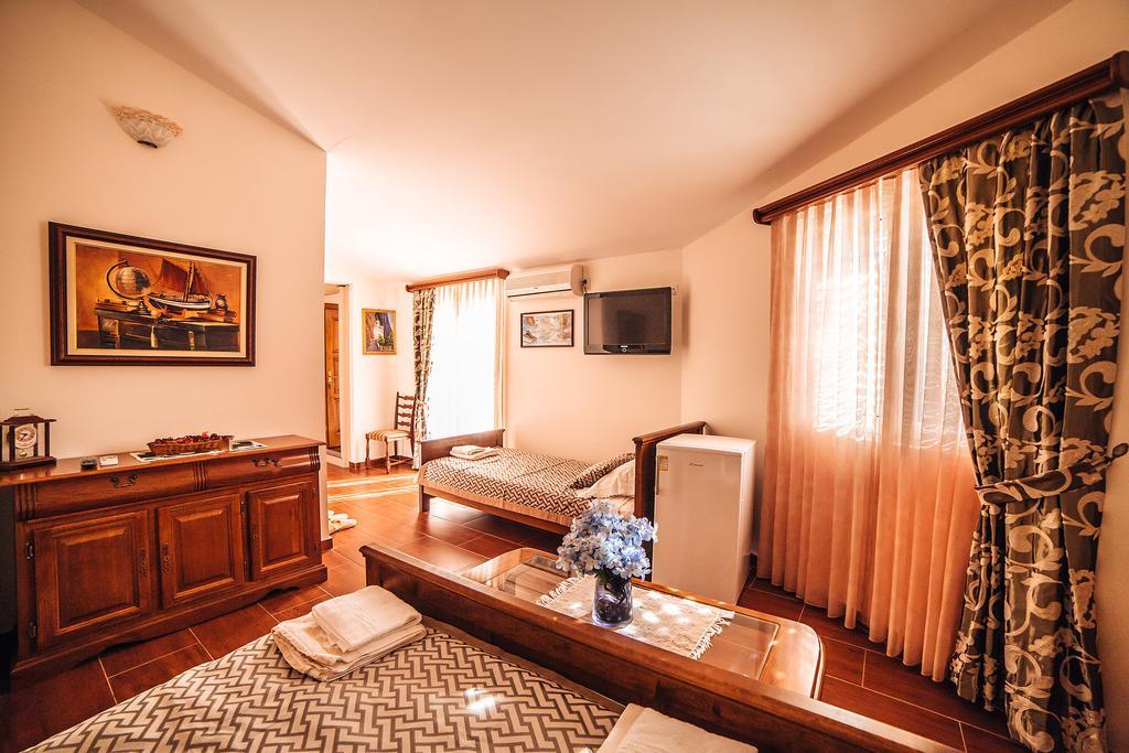 Guest House Sebelj บุดวา ห้อง รูปภาพ